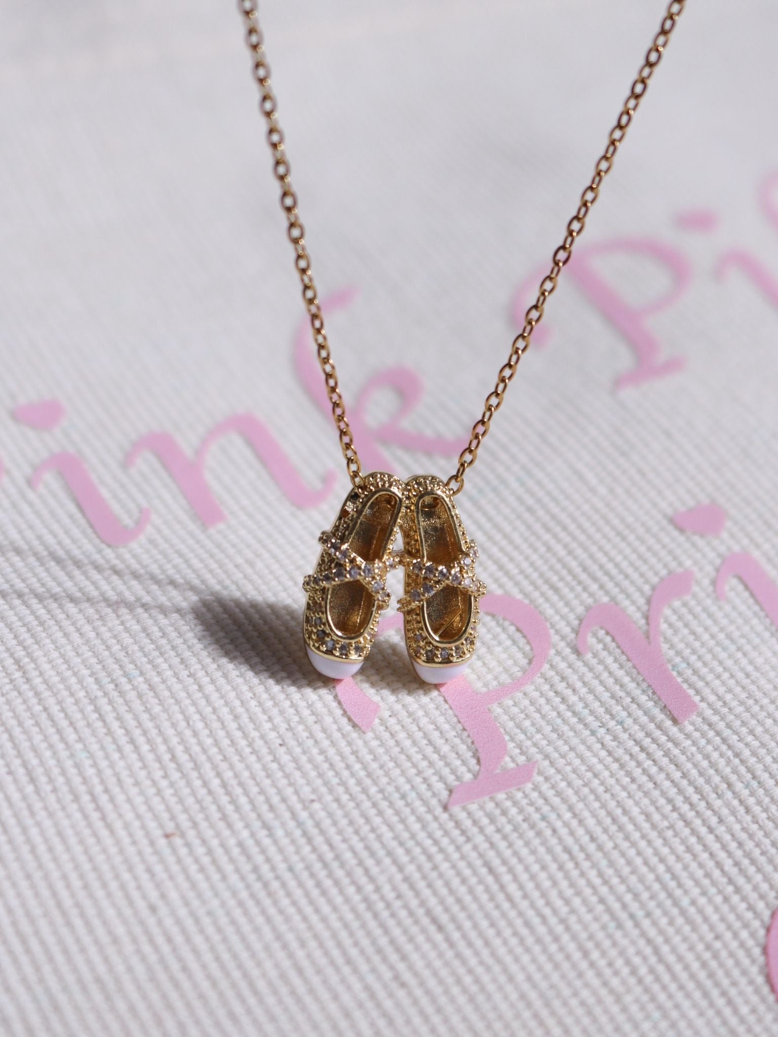 Vanilla Pilates Princess Çelik Kolye