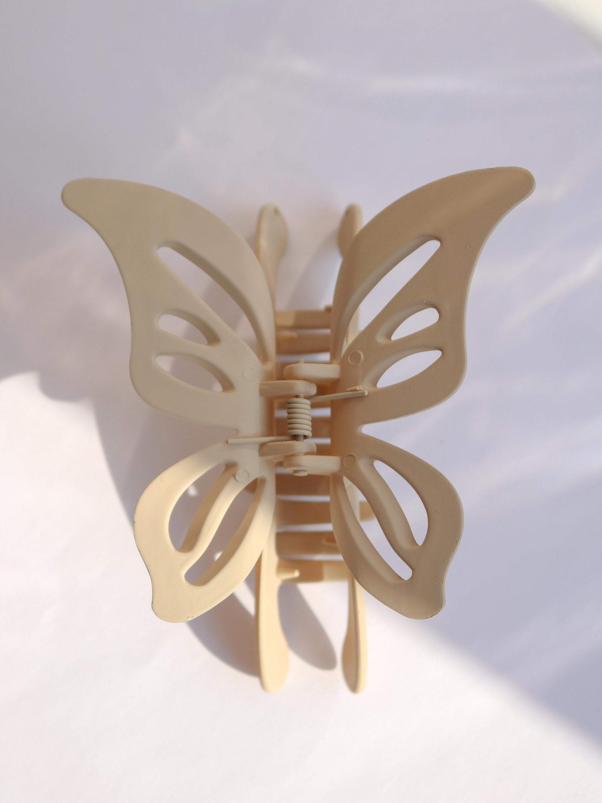 Loova Butterfly Mandal Toka