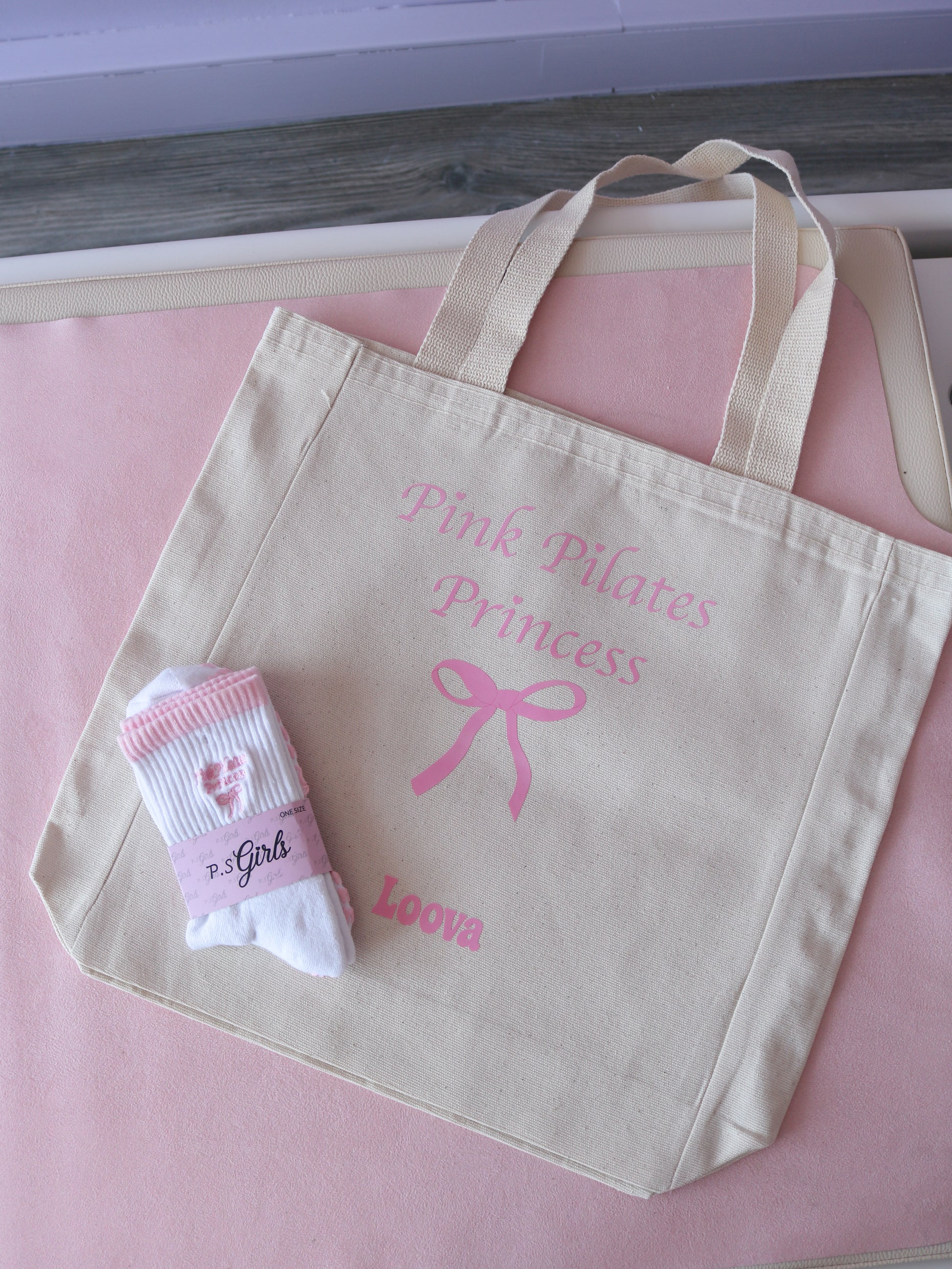 Pink Pilates Princess Bez Çanta & Kaydırmaz Pilates Yoga Çorabı Seti