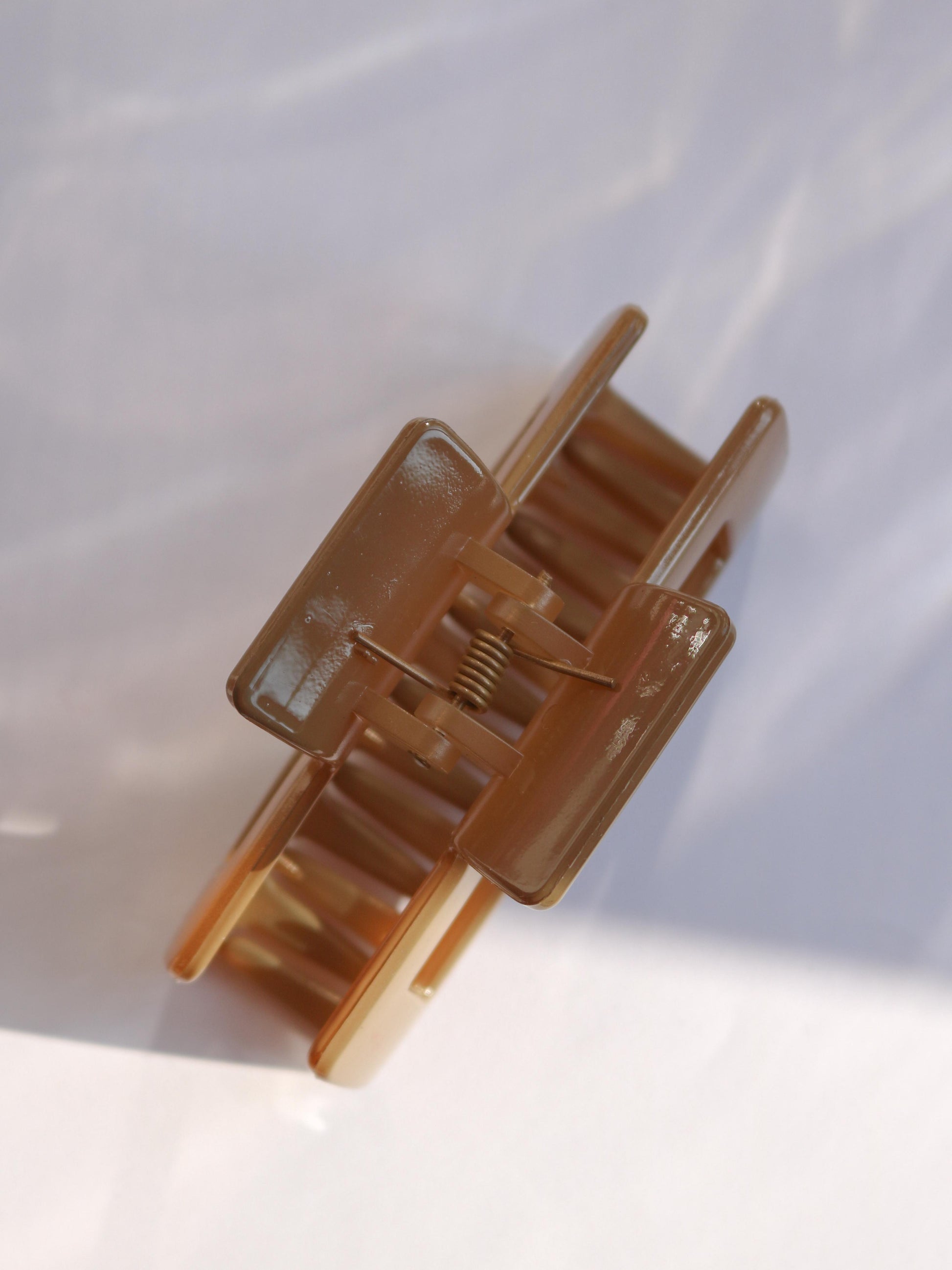 Kahverengi Mandal Toka