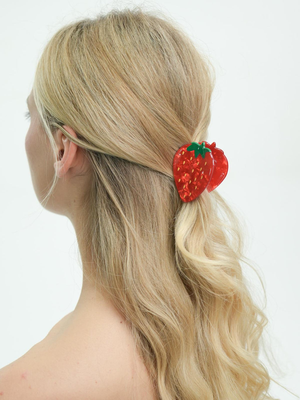 Loova Strawberry Milkshake Buckle