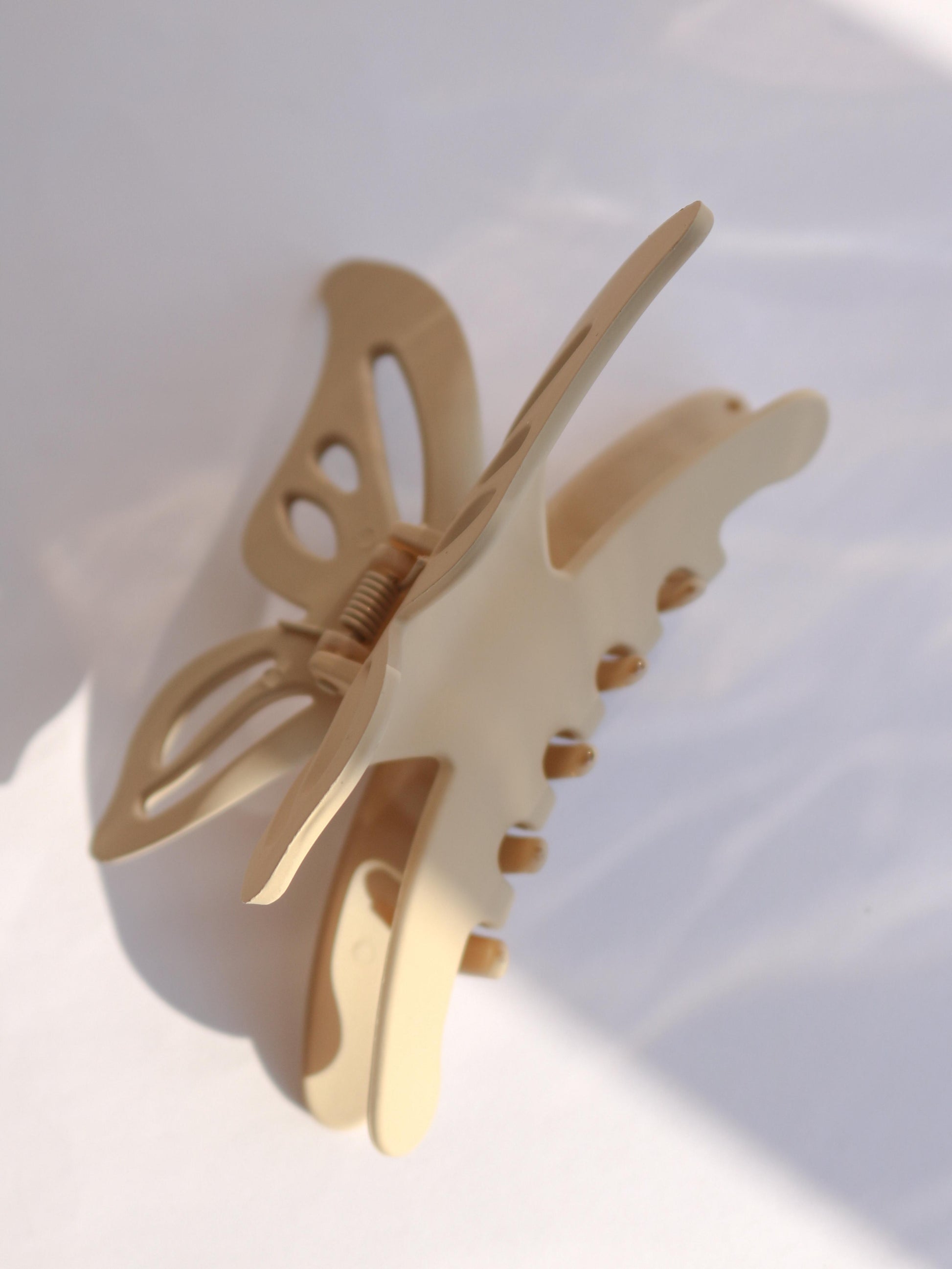 Loova Butterfly Mandal Toka