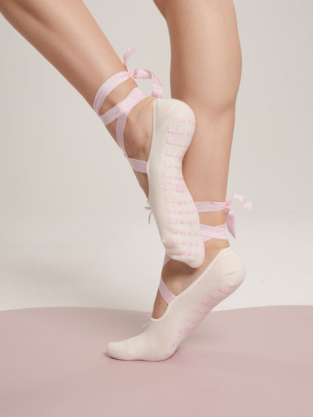 Ballerina Pink Chantilly Non-Slip Pilates Yoga Socks