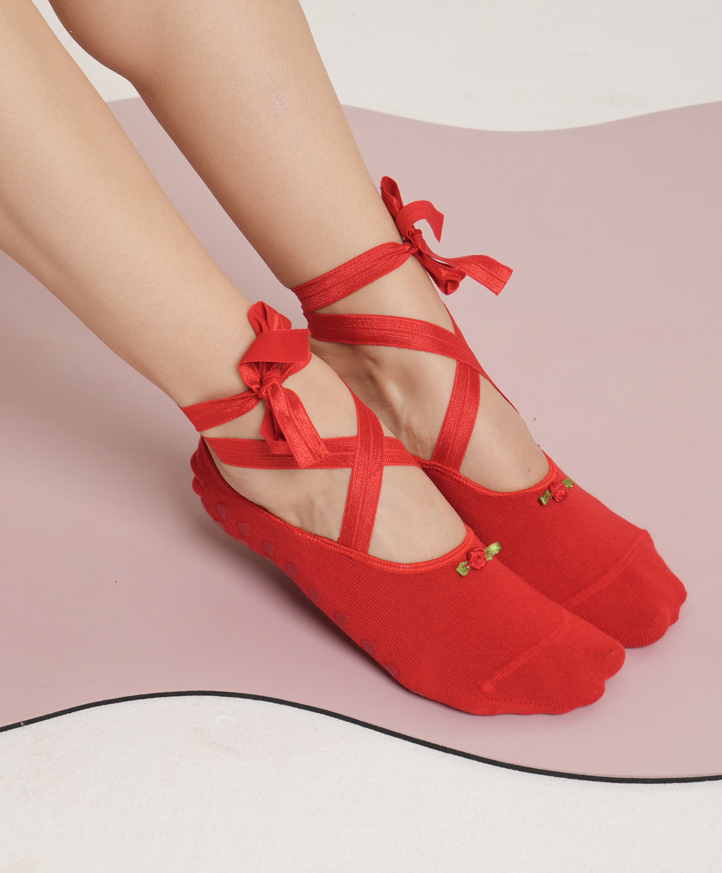 Ballerina Love in Pointe Non-Slip Pilates Yoga Socks