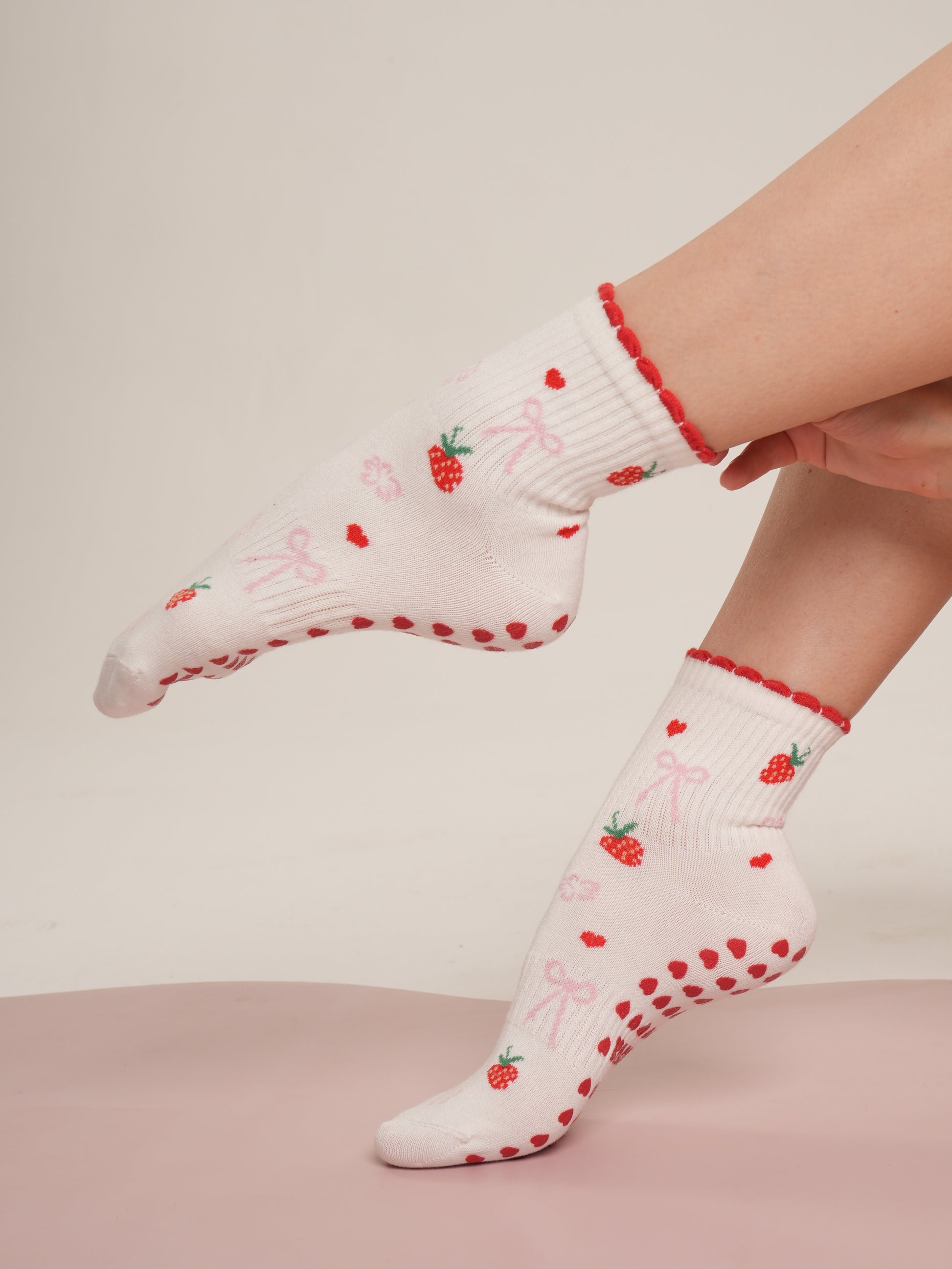 Strawberry Dream Kaydırmaz Pilates Yoga Çorabı