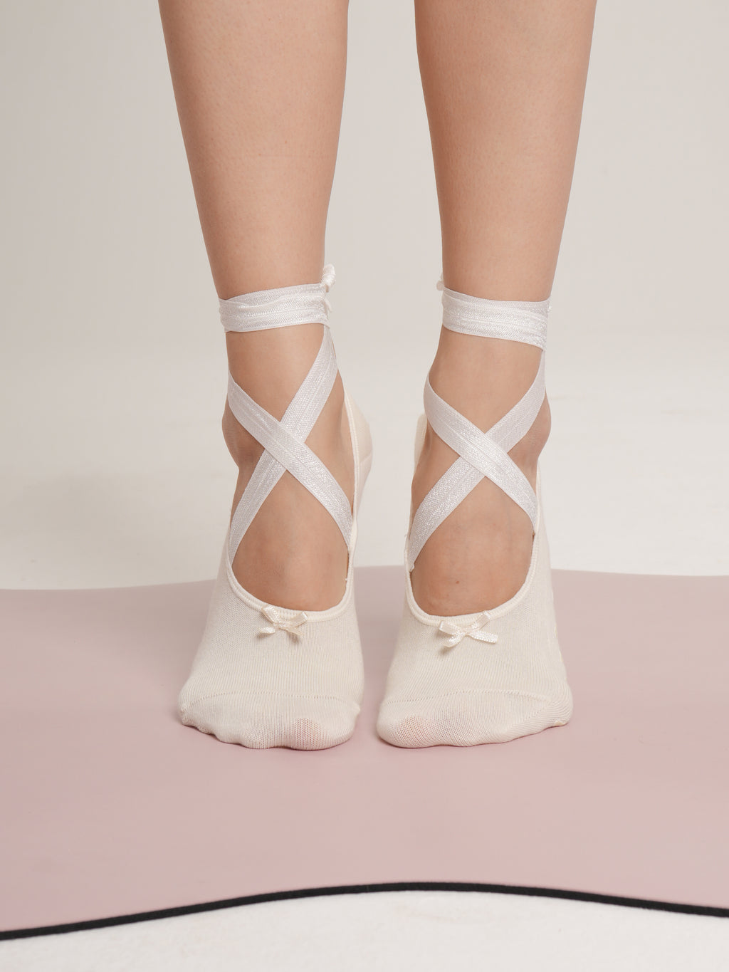 Ballerina Vanilla Non-Slip Pilates Yoga Socks