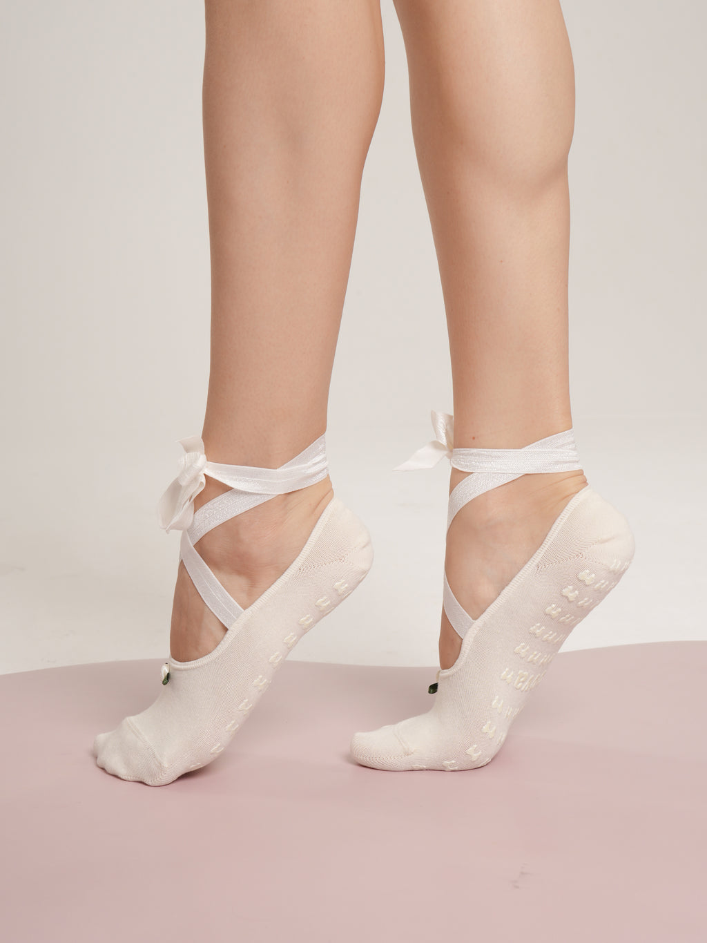 Ballerina Vanilla Non-Slip Pilates Yoga Socks