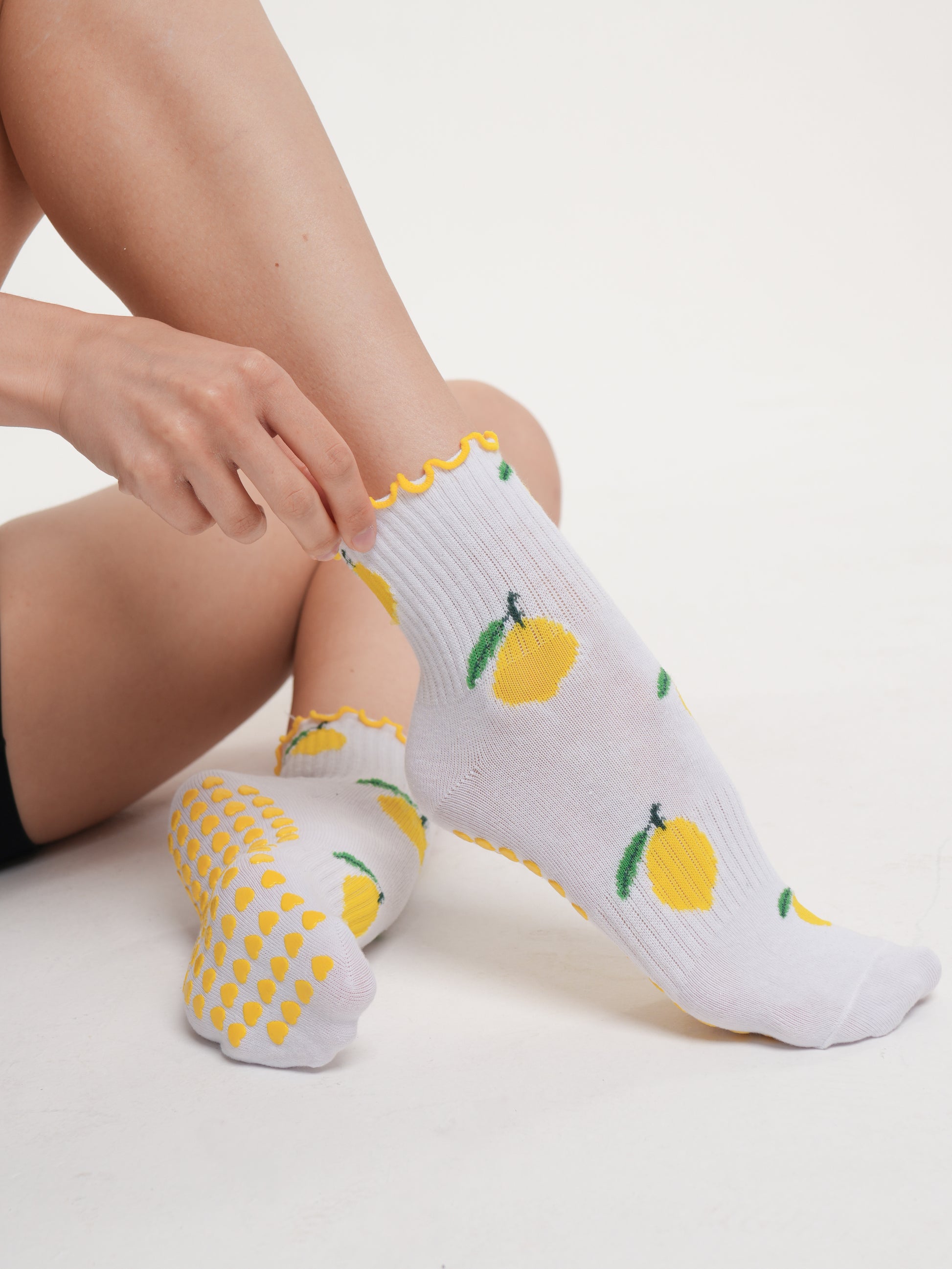 Lemonade Non-Slip Pilates Yoga Socks
