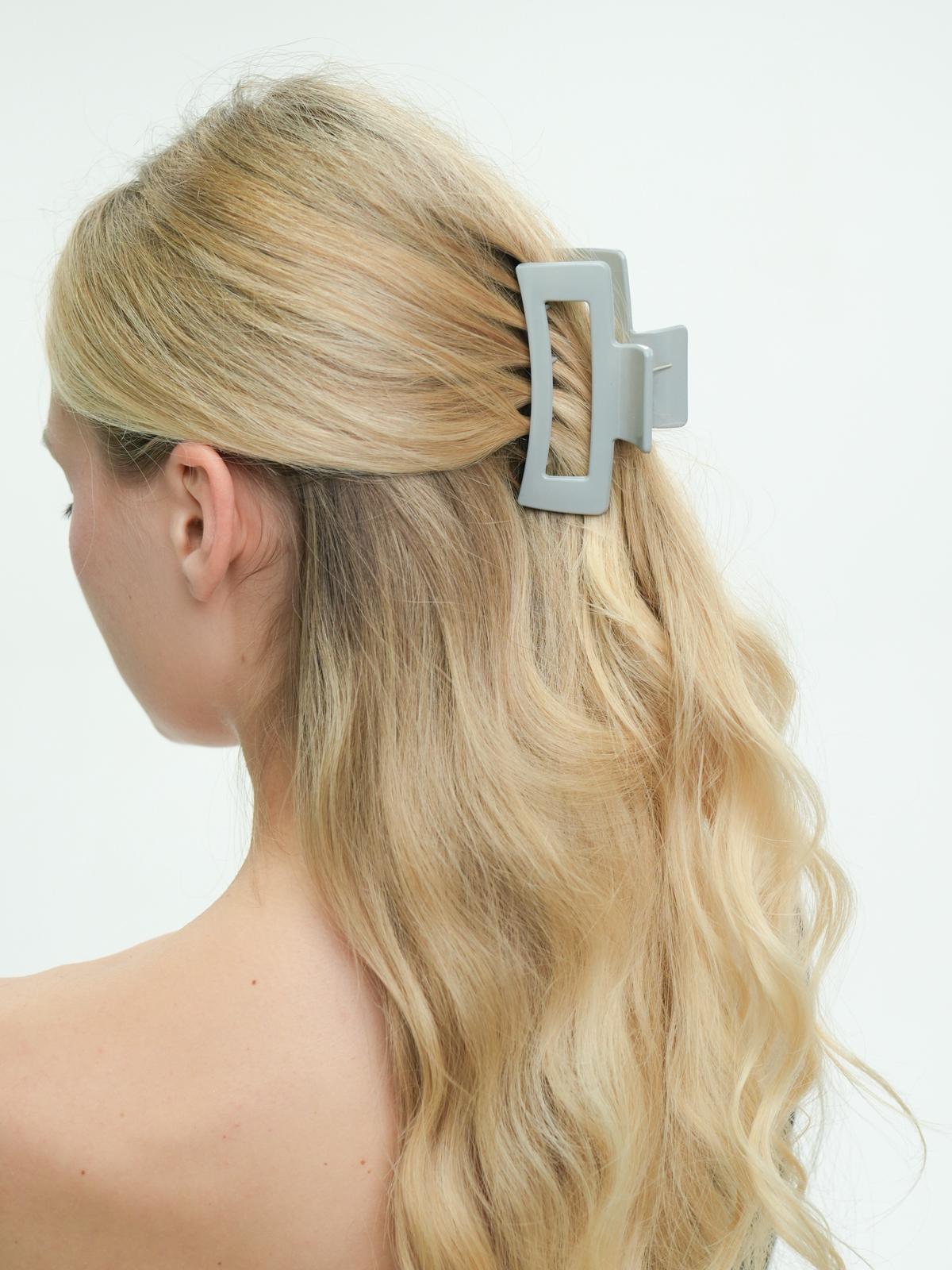 mint-green-latch-clasp