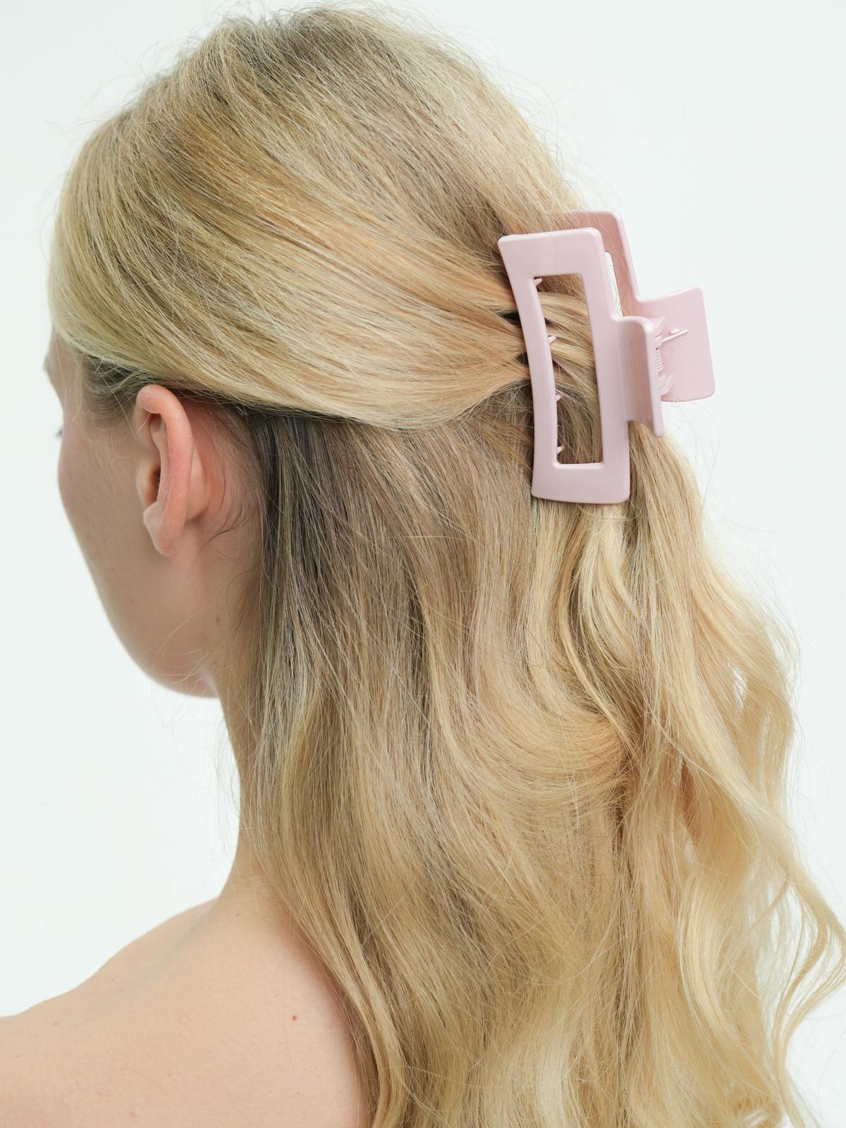 Dusty Pink Latch Clasp